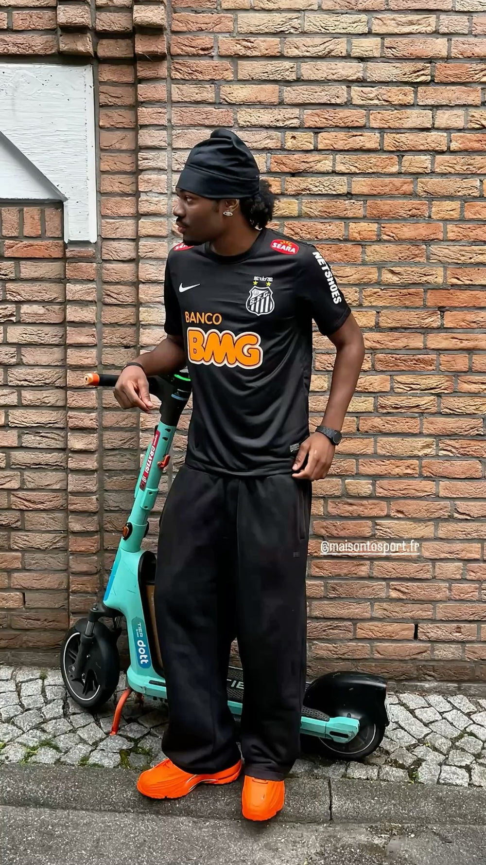 Football Jerseys & Sets